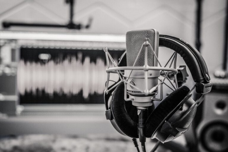Voice enhancer online, free private browser cleanup