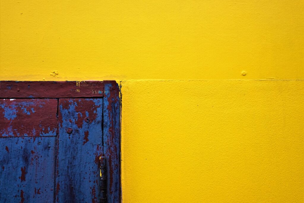 Color contrast checker, free private WCAG test